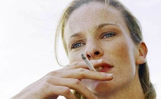 Исследование объясняет, почему женщины могут испытывать больше трудностей при отказе от курения