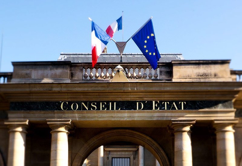 Государственный совет заблокировал запрет на электронные сигареты во Французской Полинезии.